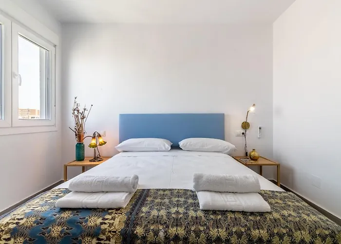 Livemalaga Victoria Suites